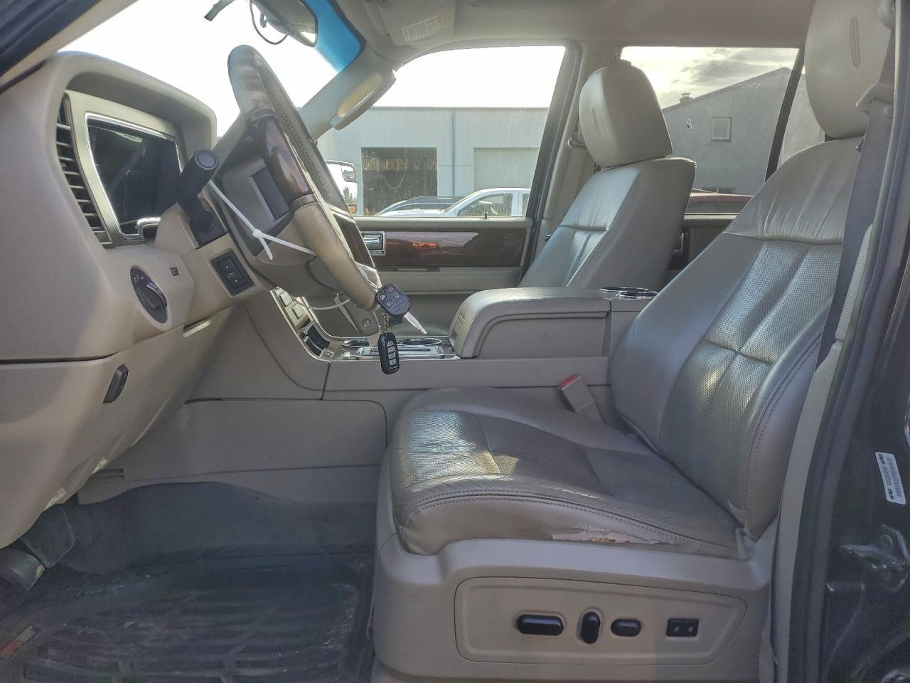 2013 LINCOLN Navigator