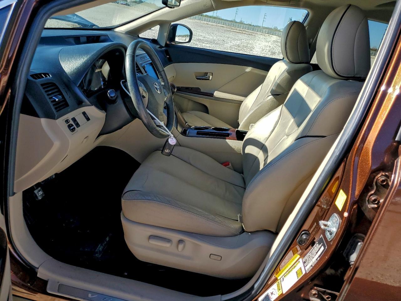 2011 TOYOTA VENZA