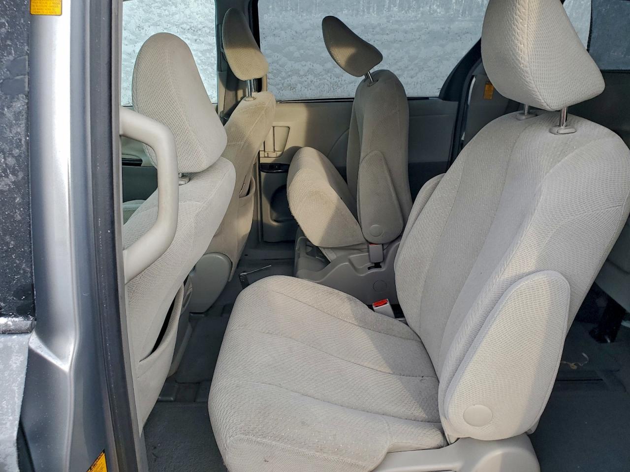2014 TOYOTA SIENNA