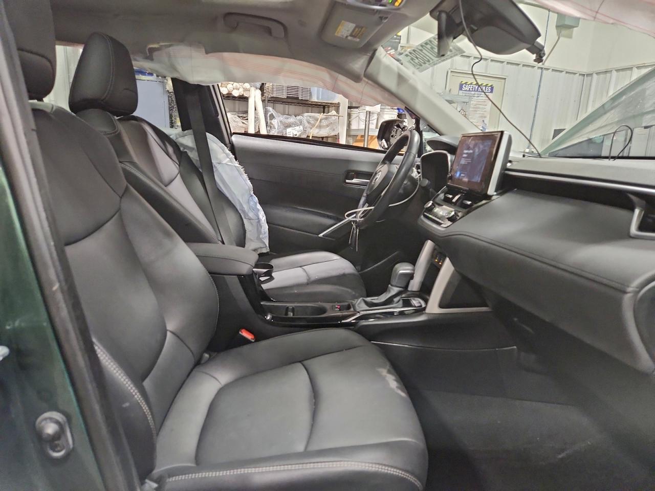 2023 TOYOTA Corolla Cross