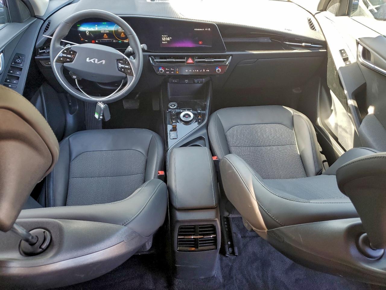 2023 KIA Niro
