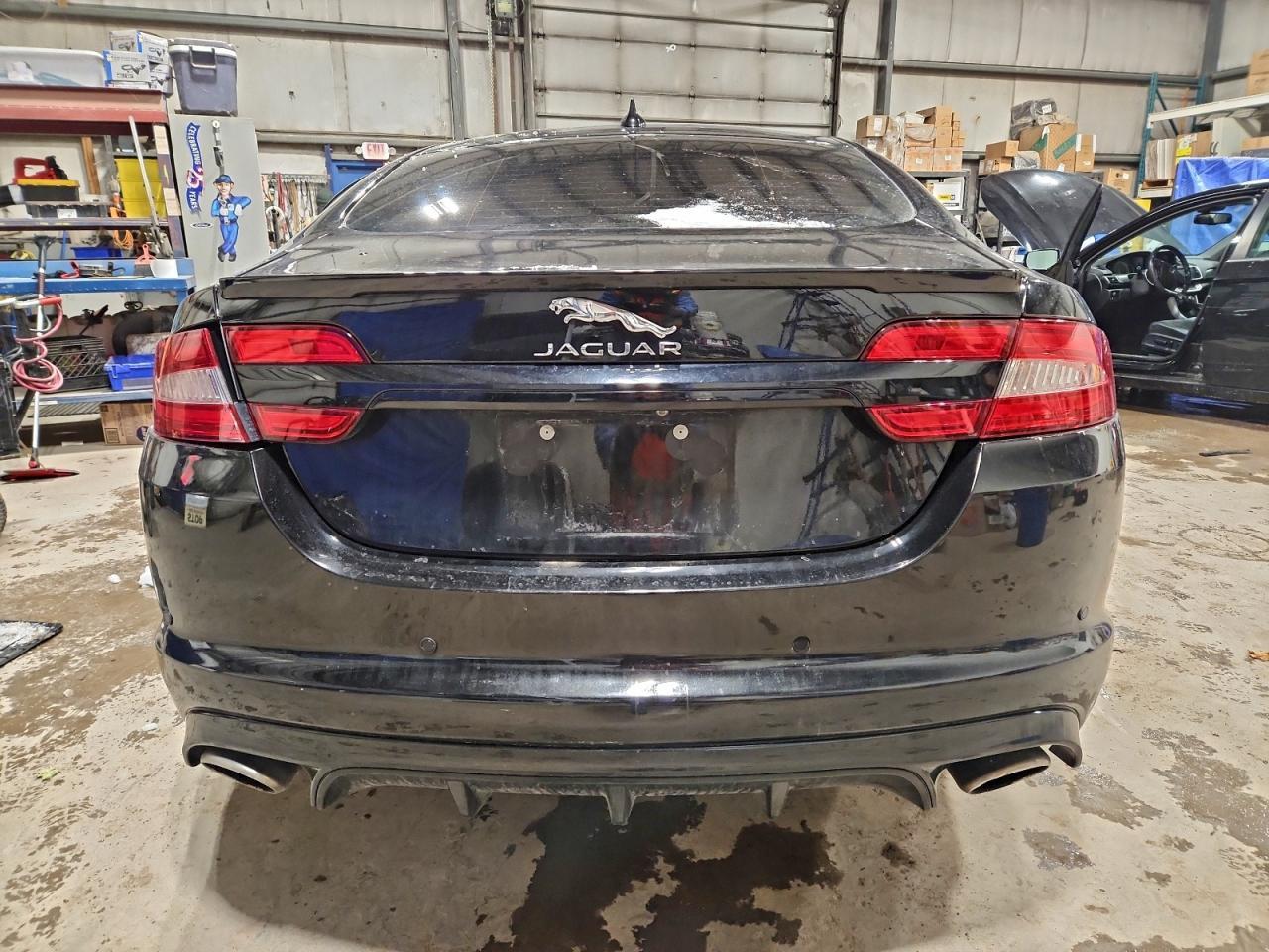 2015 JAGUAR XF