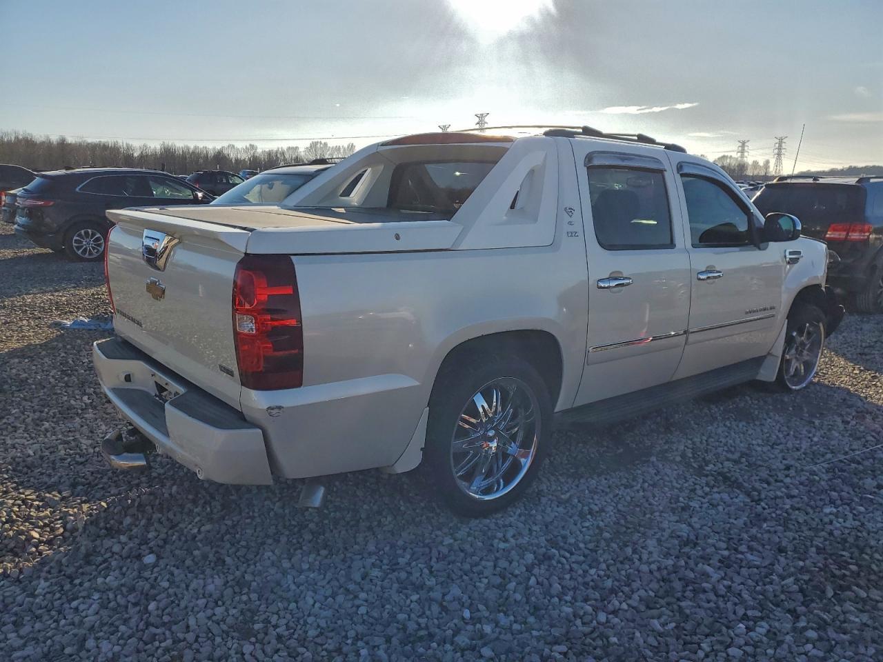 2011 CHEVROLET Avalanche