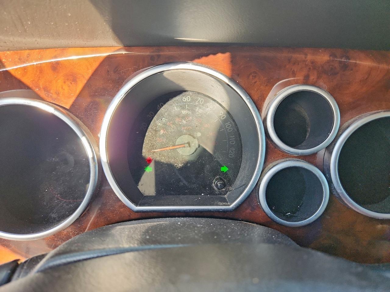 2008 TOYOTA Sequoia