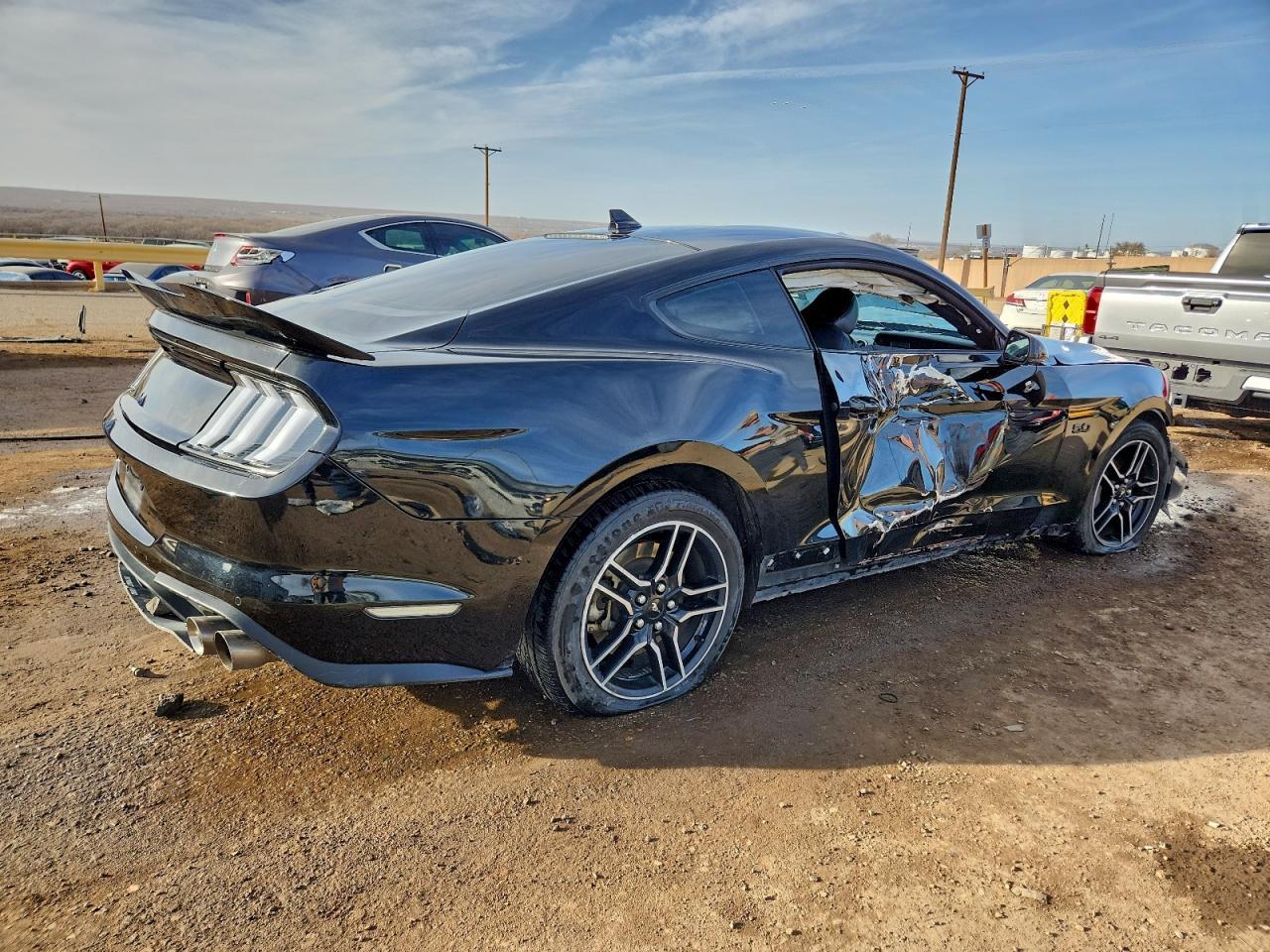 2022 FORD MUSTANG