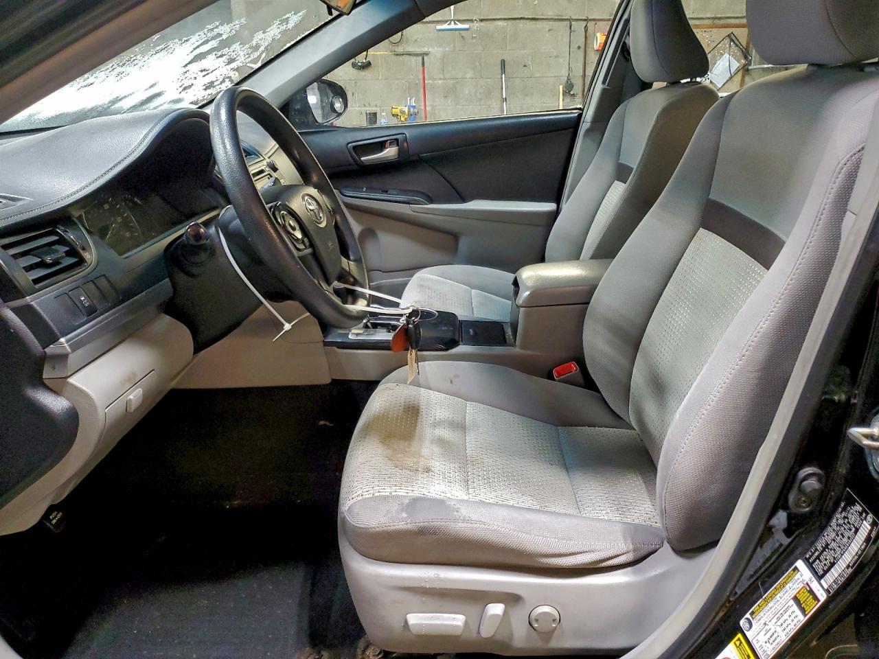 2014 TOYOTA CAMRY