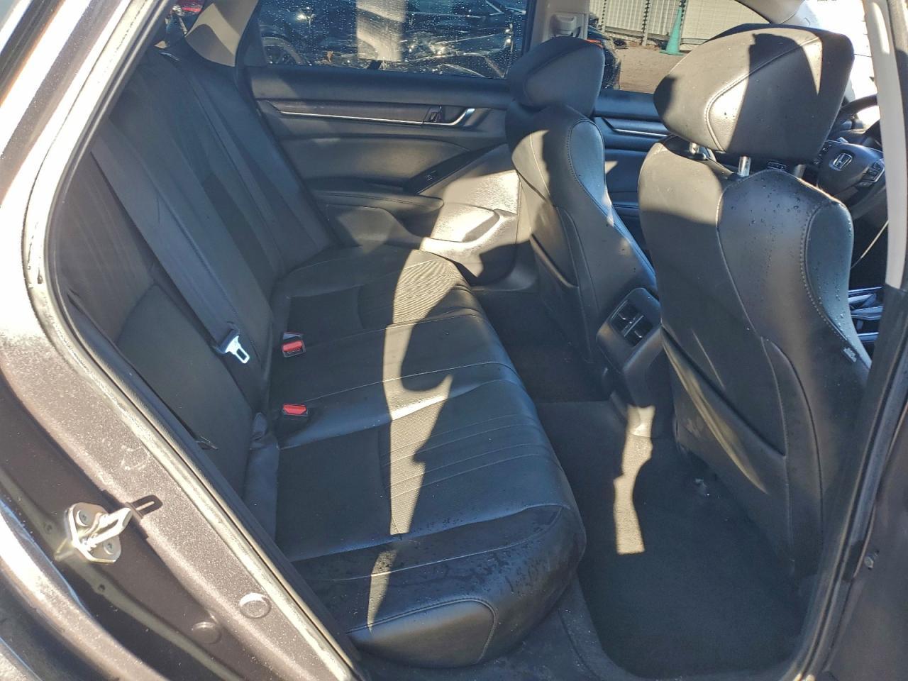 2019 HONDA ACCORD