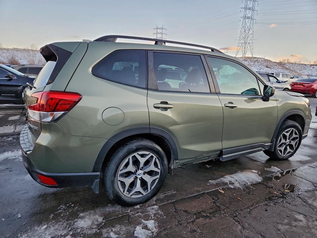 2020 SUBARU FORESTER