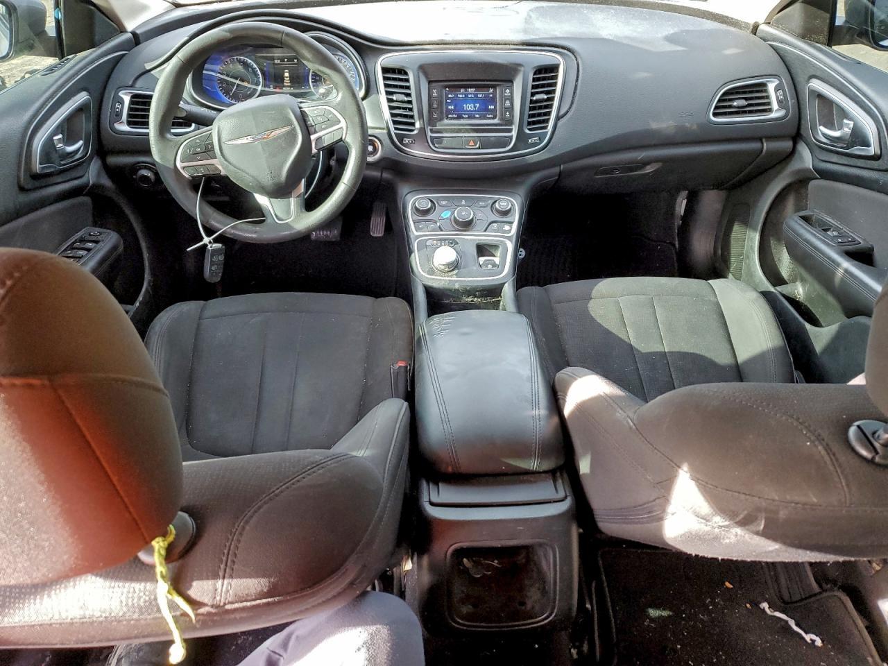 2016 CHRYSLER 200