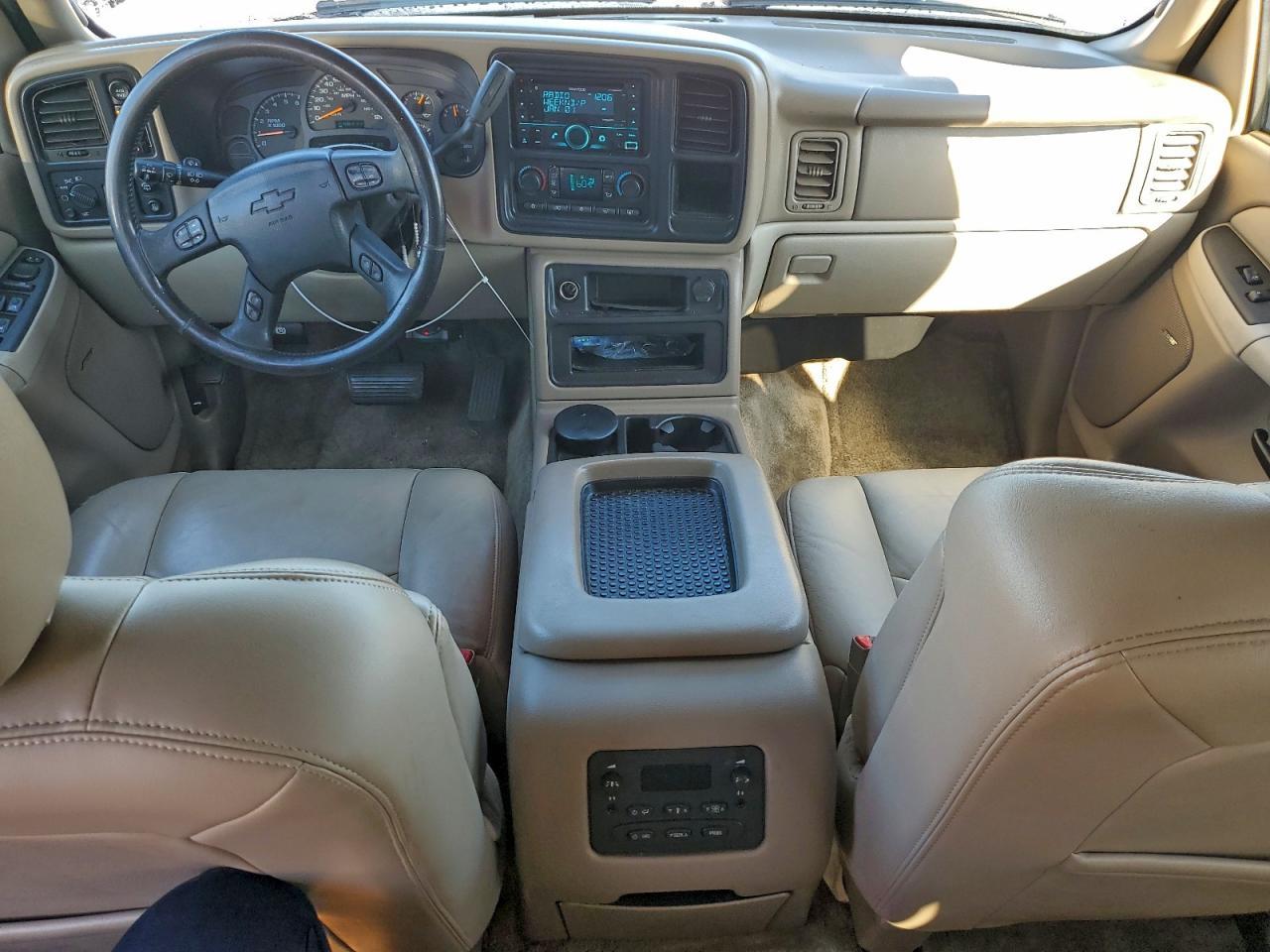 2003 CHEVROLET Suburban