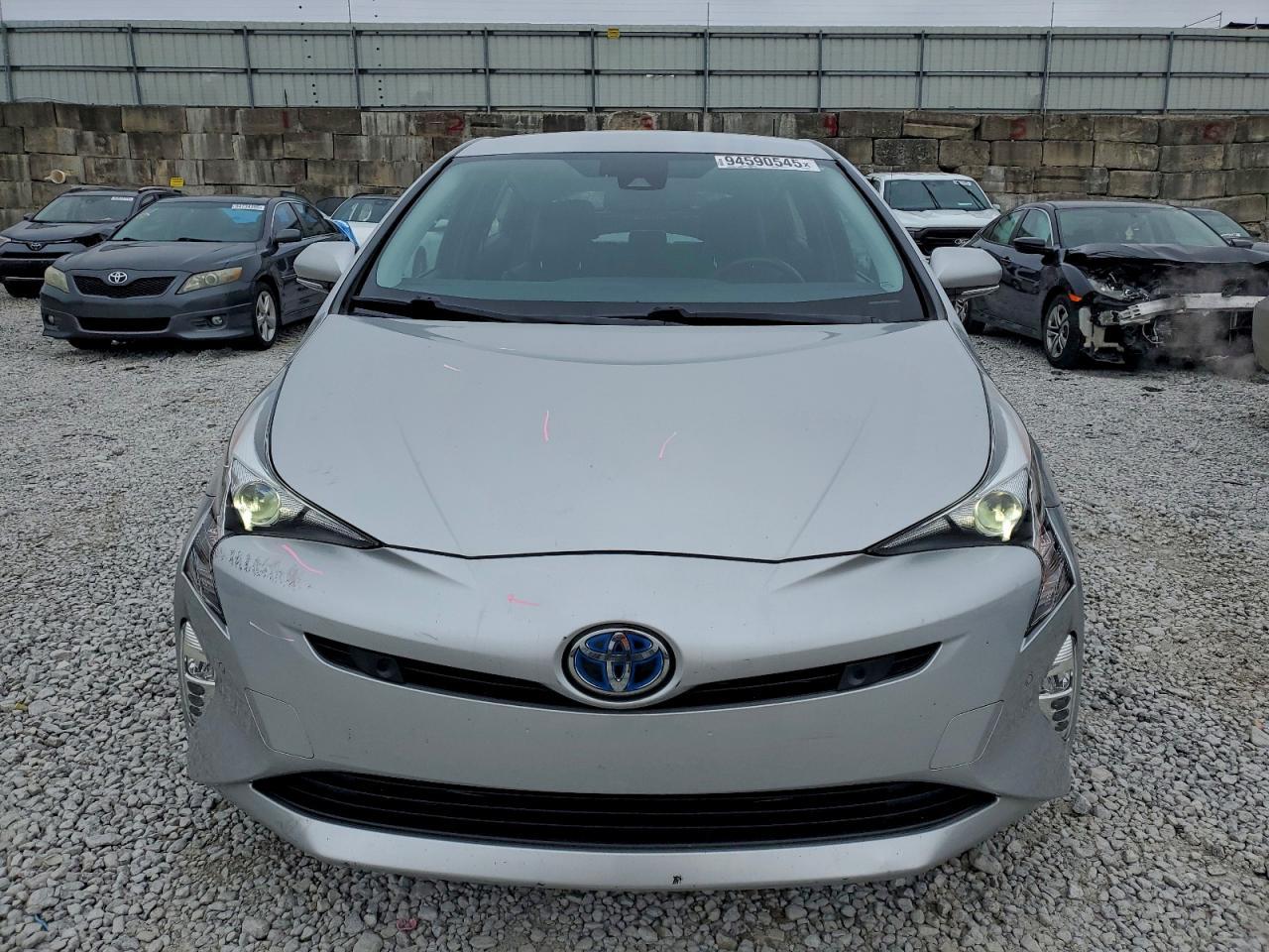 2017 TOYOTA PRIUS