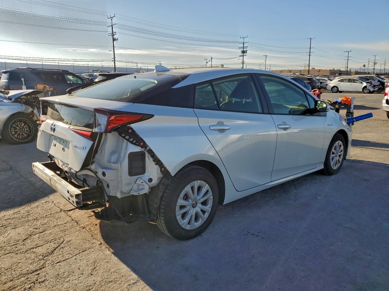 2022 TOYOTA PRIUS