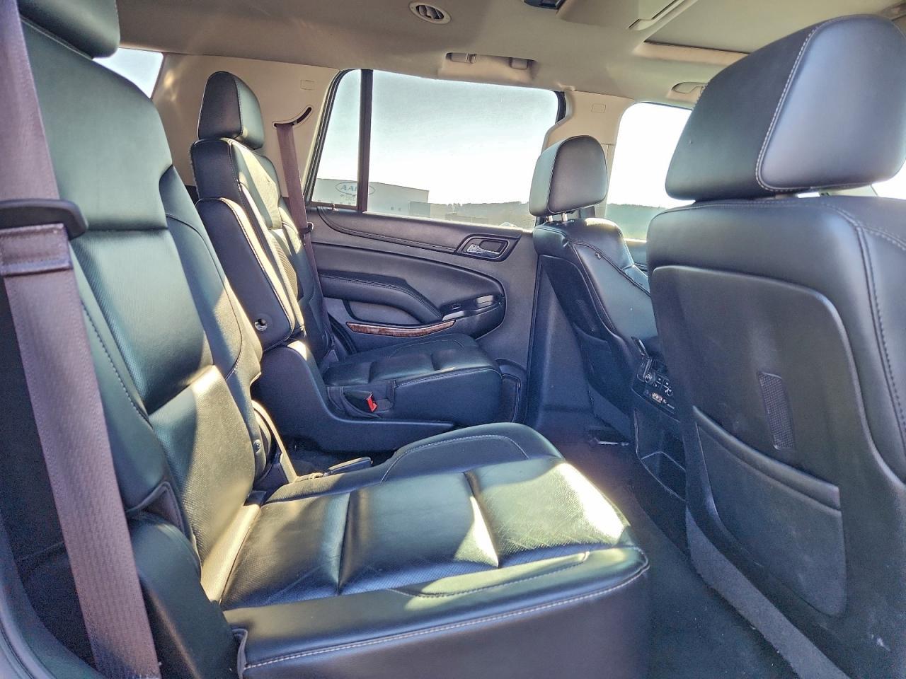2016 CHEVROLET Tahoe