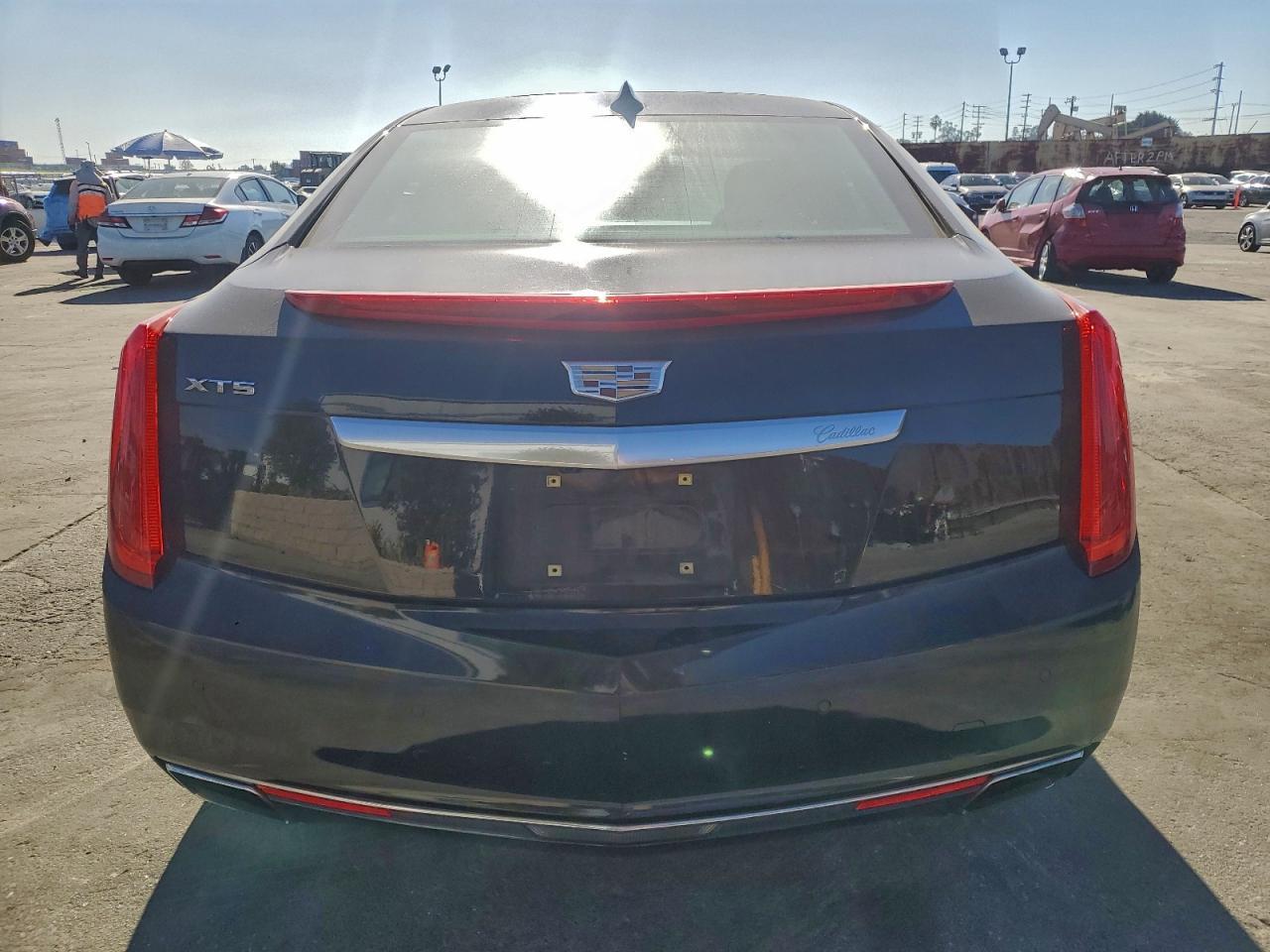 2016 CADILLAC XTS