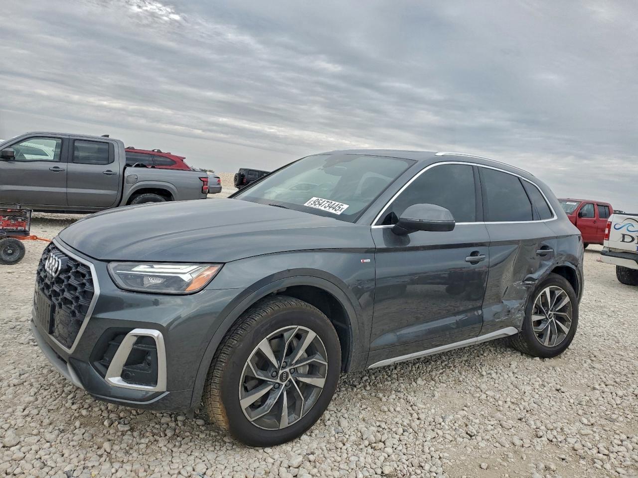 2023 AUDI Q5