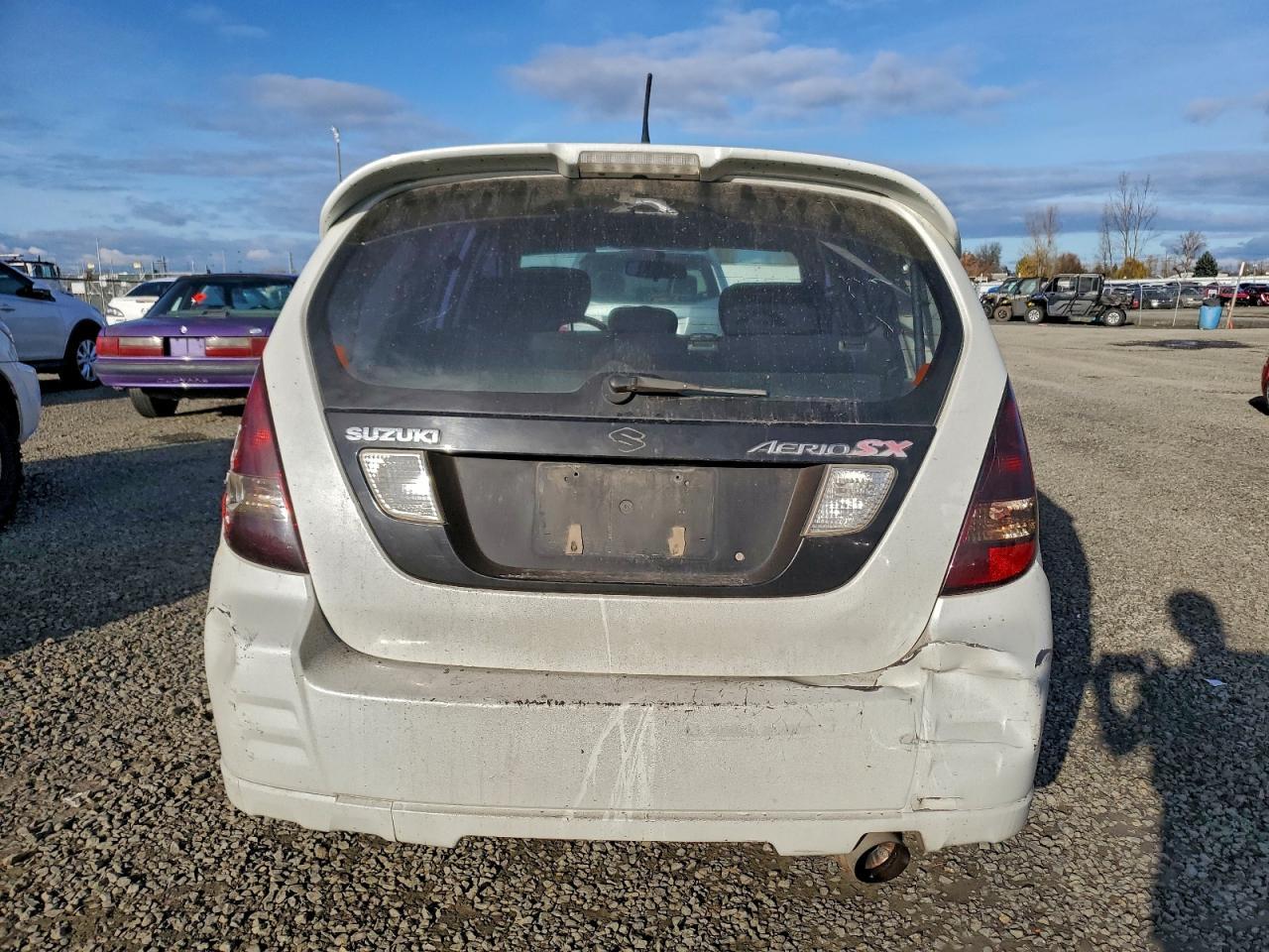 2003 SUZUKI Aerio