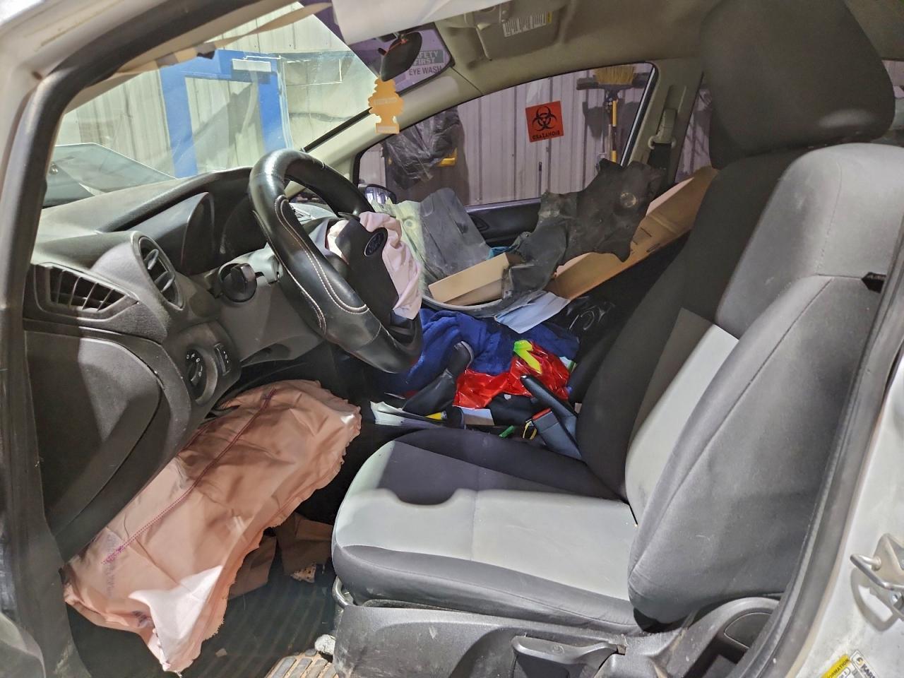 2015 FORD Fiesta