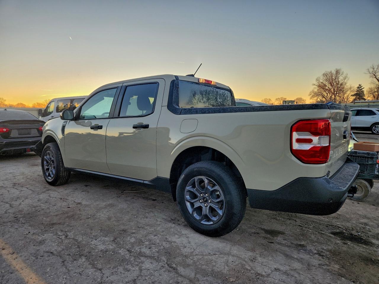 2025 FORD Maverick