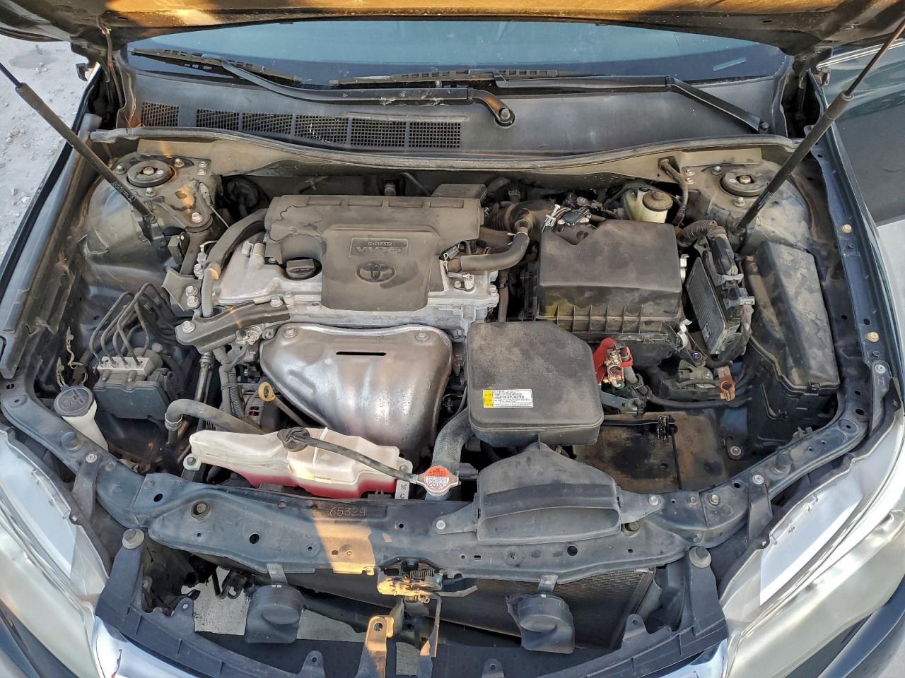 2016 TOYOTA CAMRY
