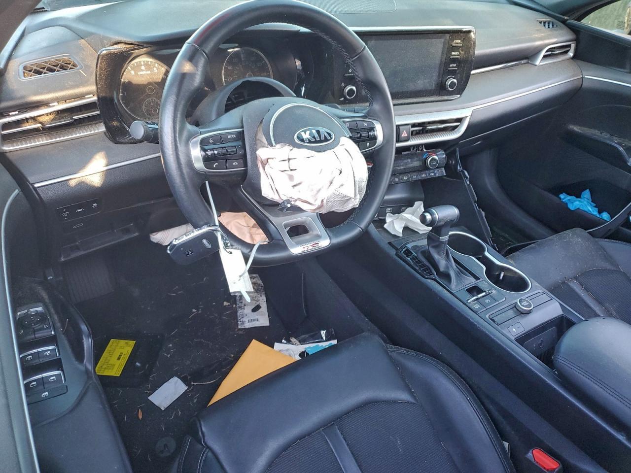 2021 KIA K5
