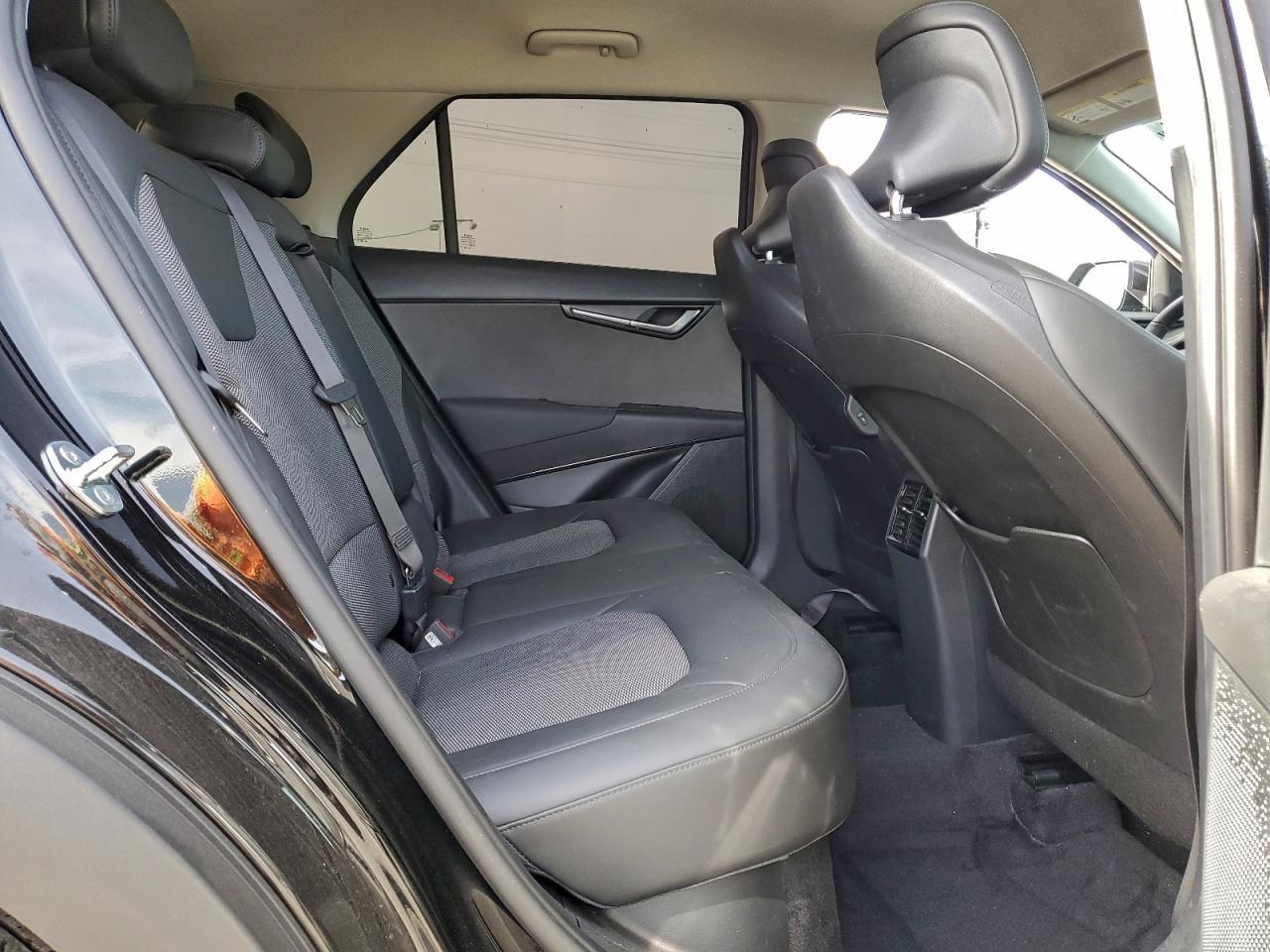 2025 KIA Niro