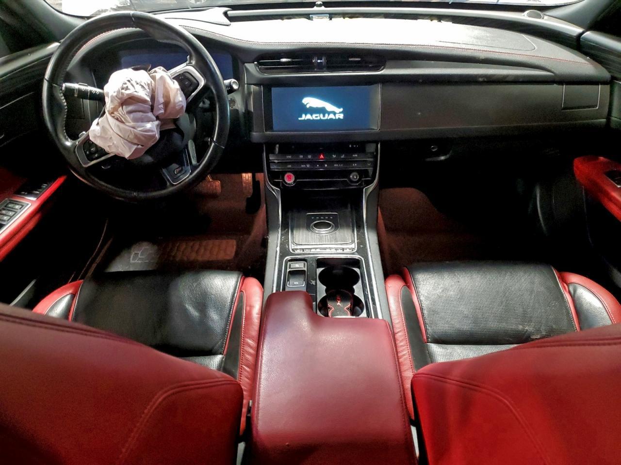 2018 JAGUAR XF