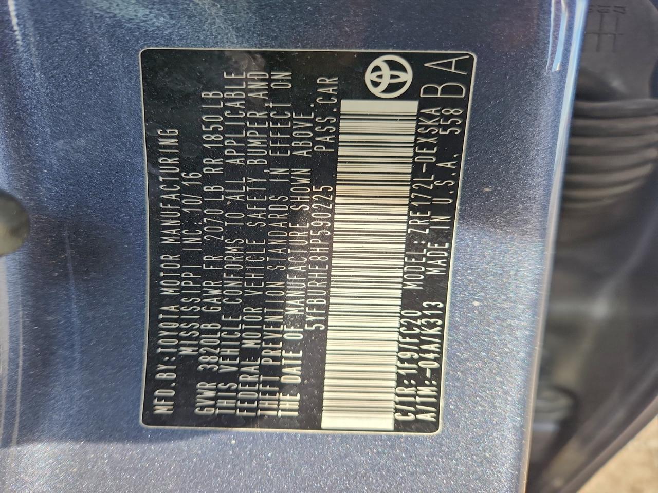 2017 TOYOTA COROLLA