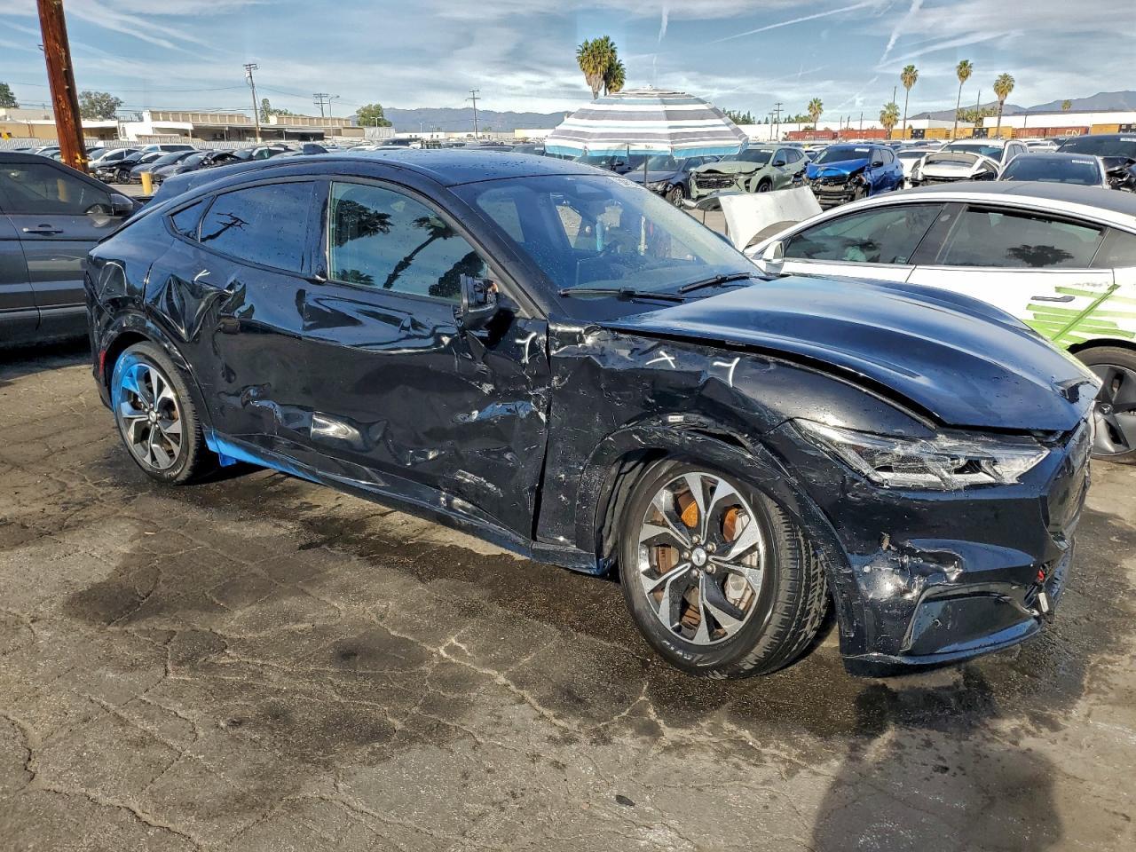 2023 FORD Mustang Mach-E