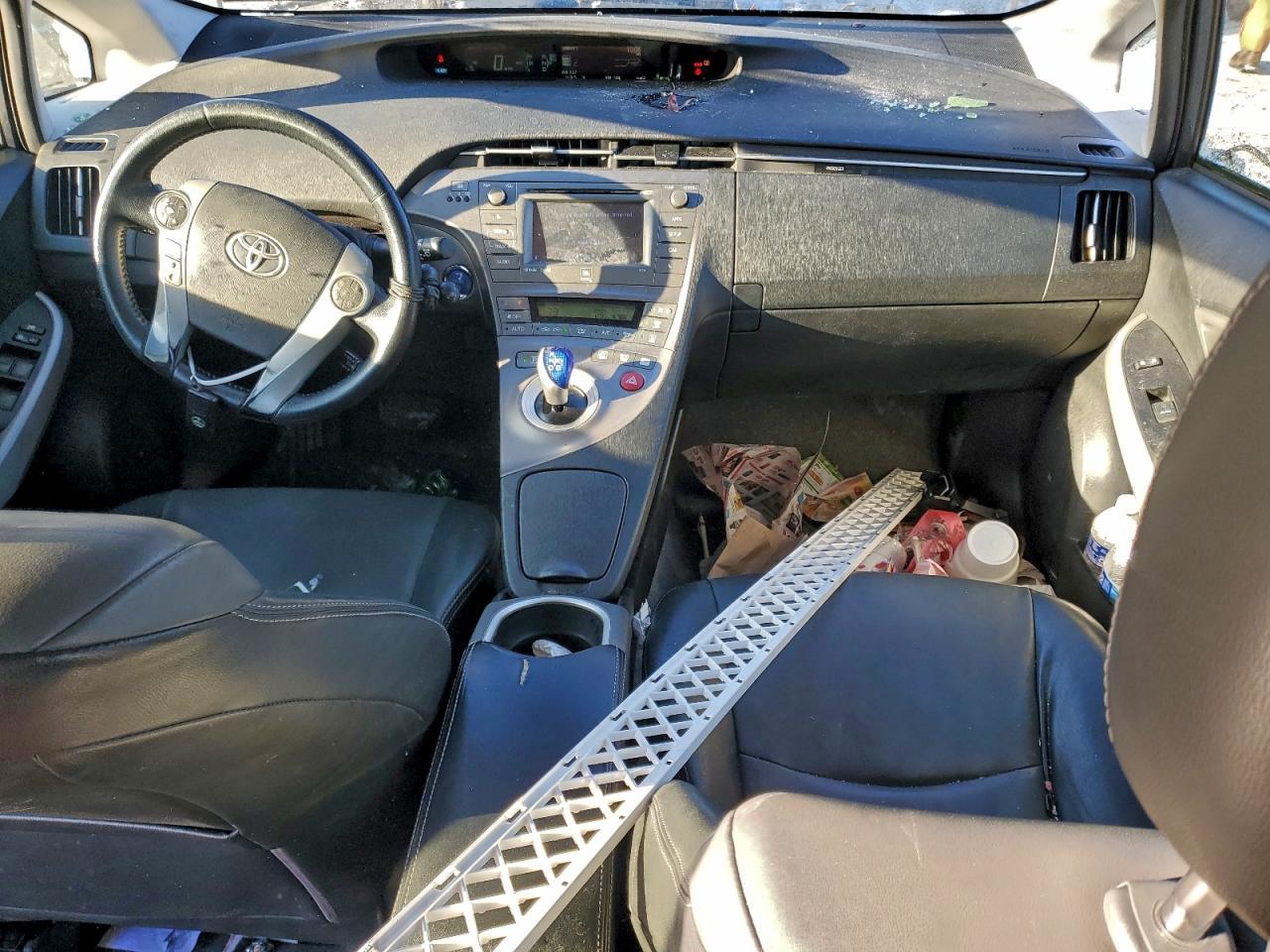 2013 TOYOTA PRIUS