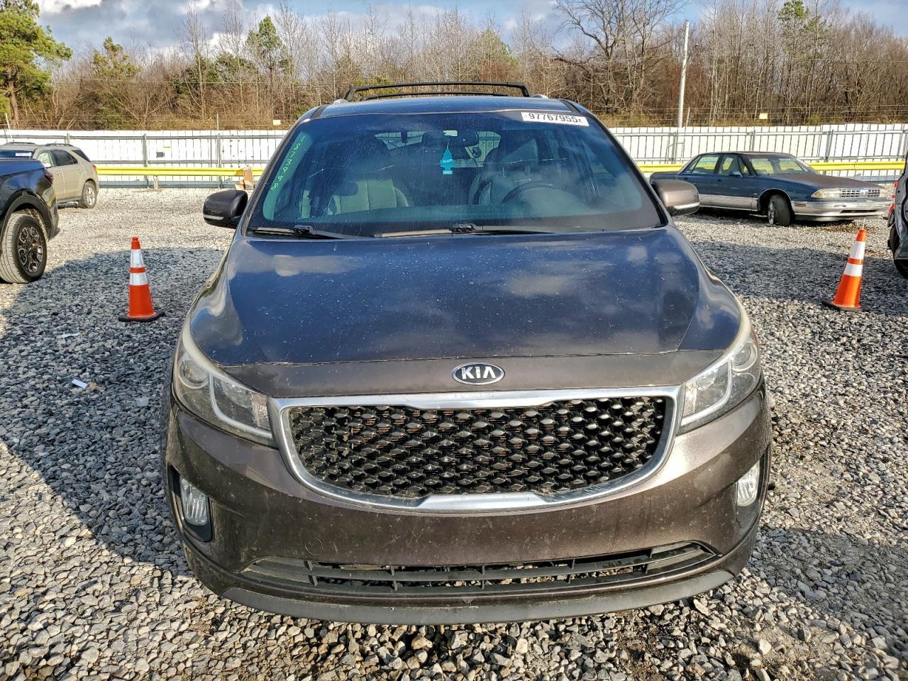 2016 KIA SEDONA