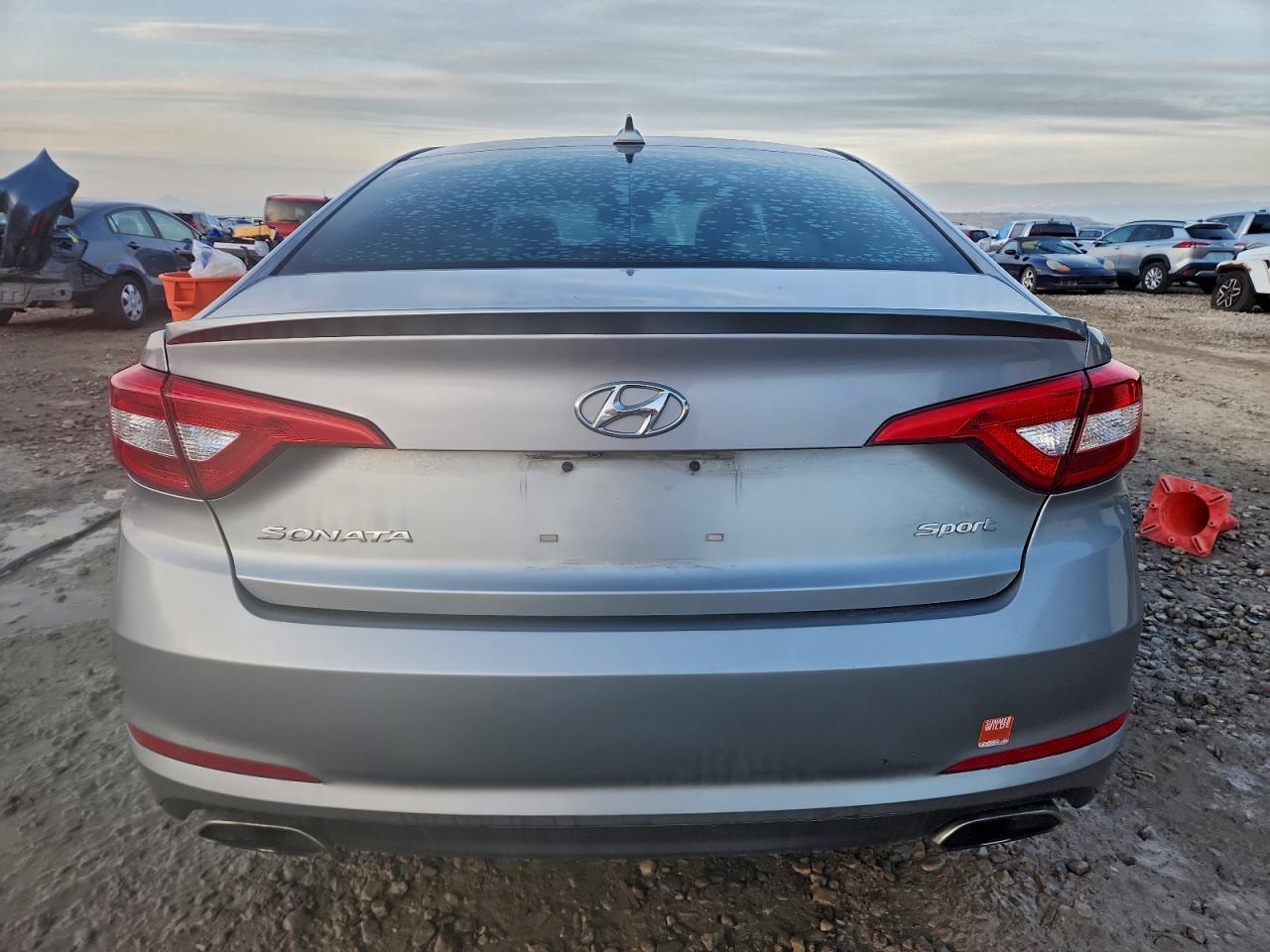 2016 HYUNDAI SONATA