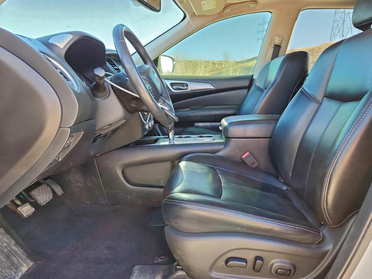 2017 NISSAN PATHFINDER
