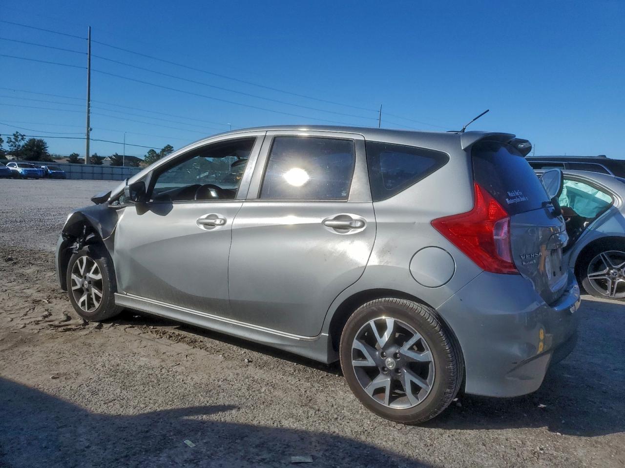 2015 NISSAN Versa Note