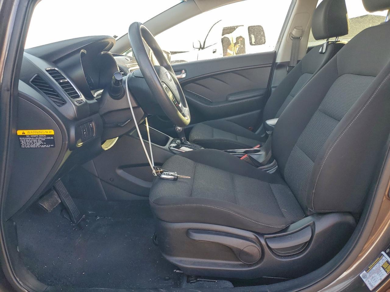 2017 KIA FORTE