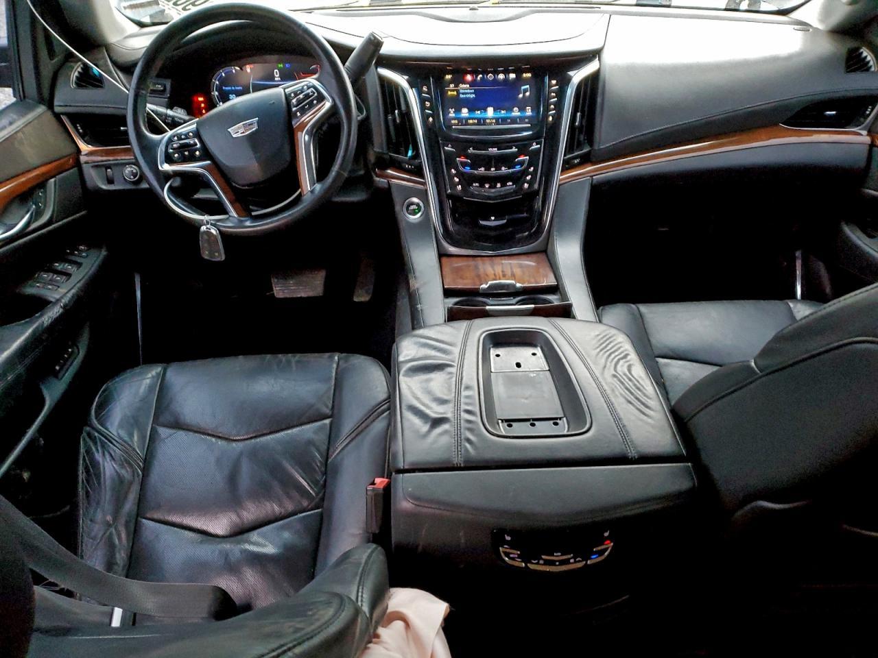 2016 CADILLAC Escalade ESV