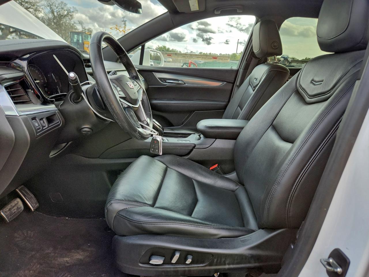 2019 CADILLAC XT5
