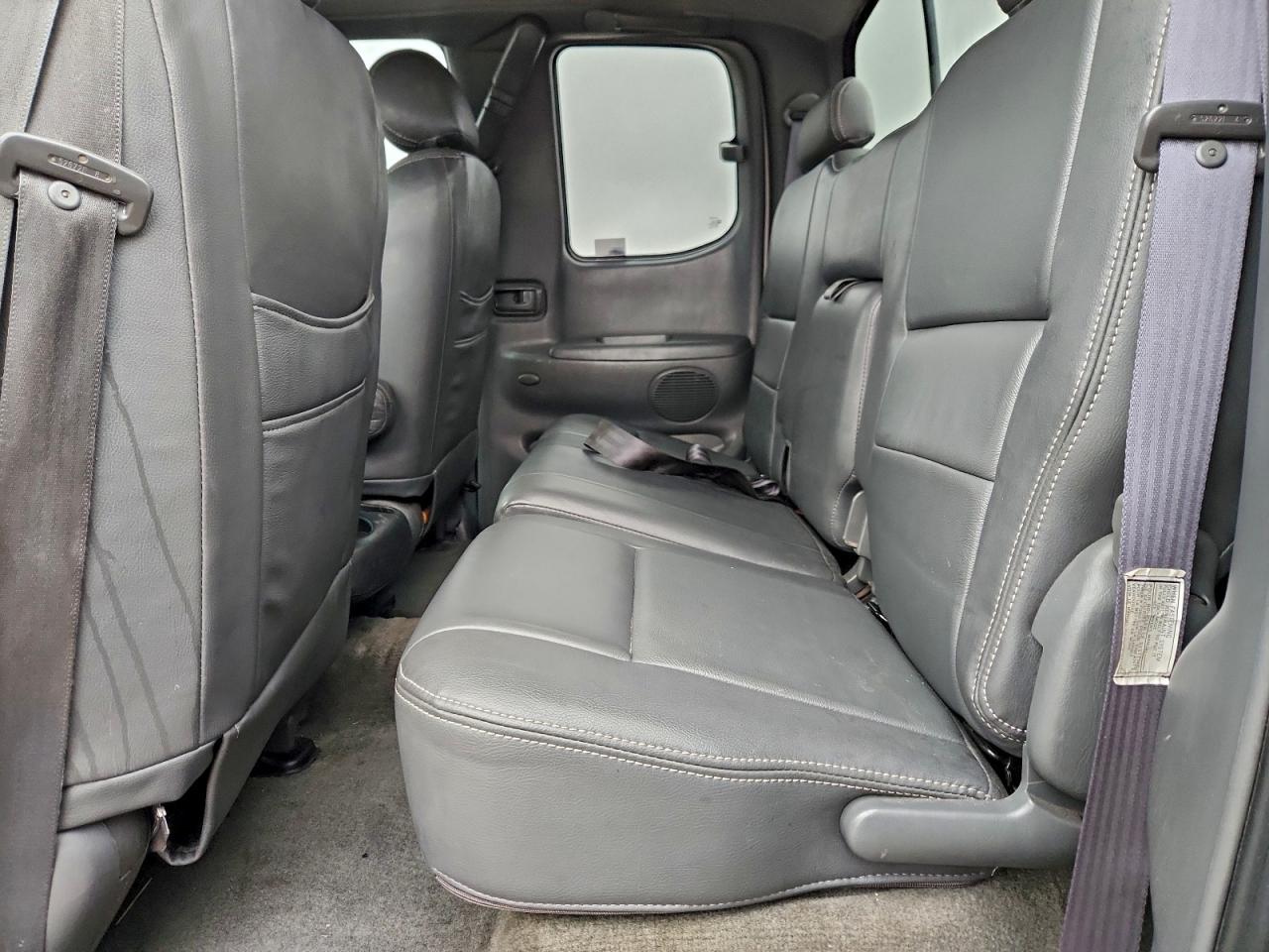 2003 TOYOTA TUNDRA
