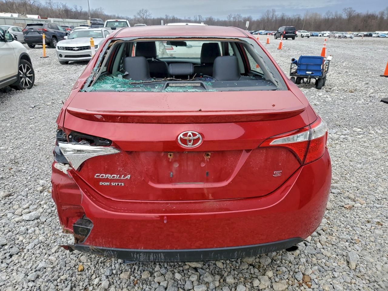 2015 TOYOTA COROLLA