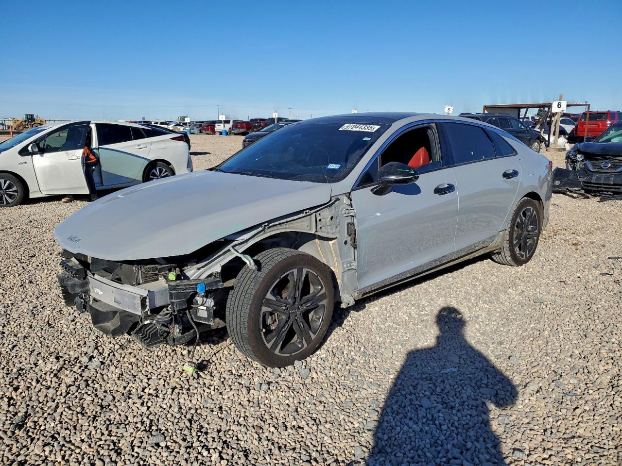2023 KIA K5