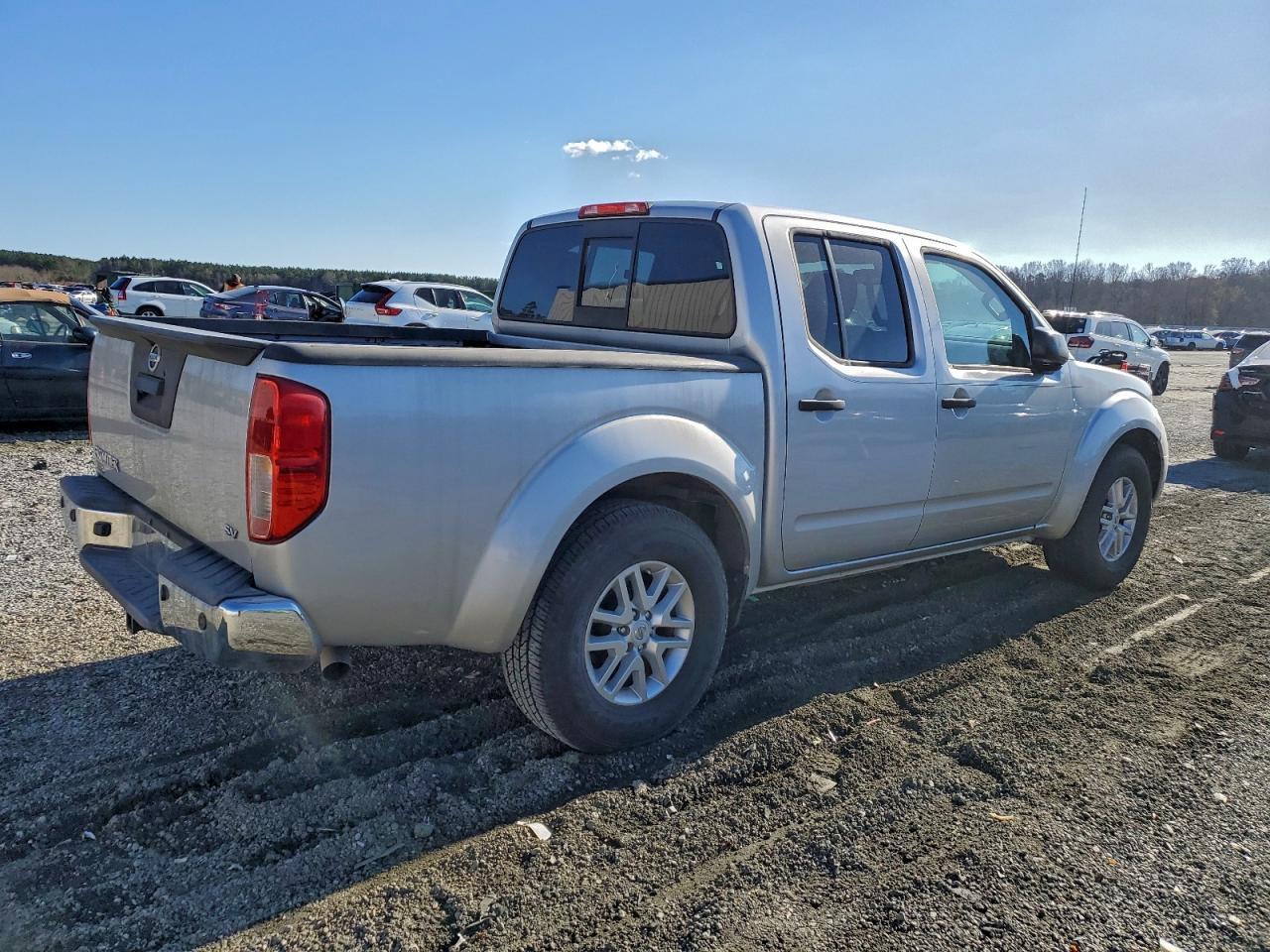 2016 NISSAN Frontier