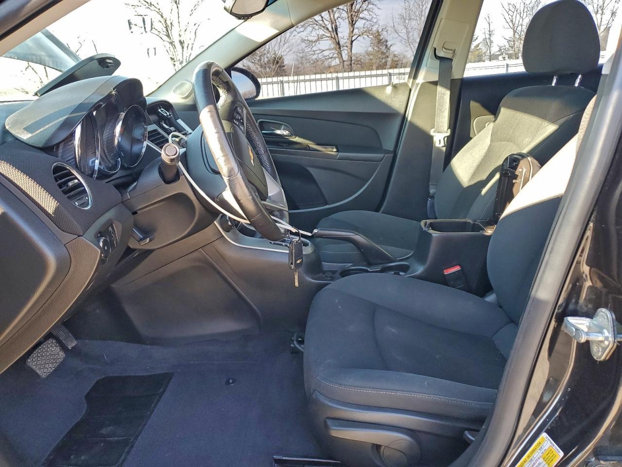 2011 CHEVROLET CRUZE