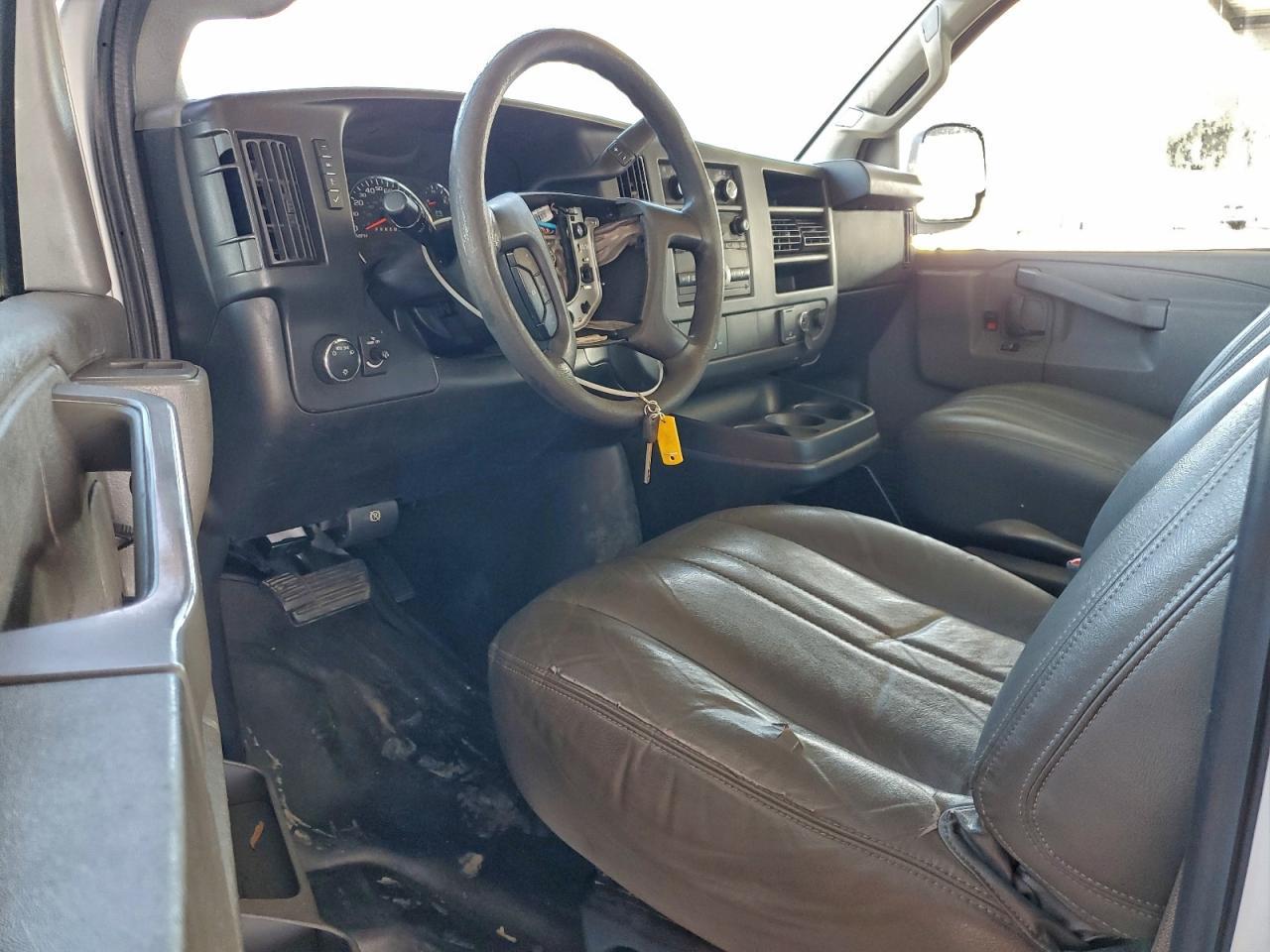 2017 CHEVROLET EXPRESS 2500