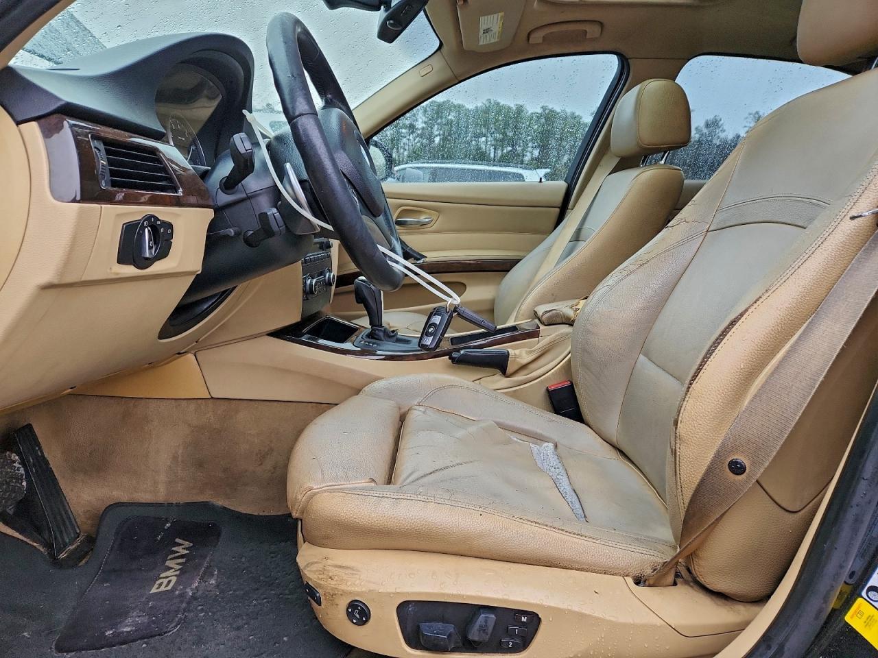 2011 BMW 3 SERIES