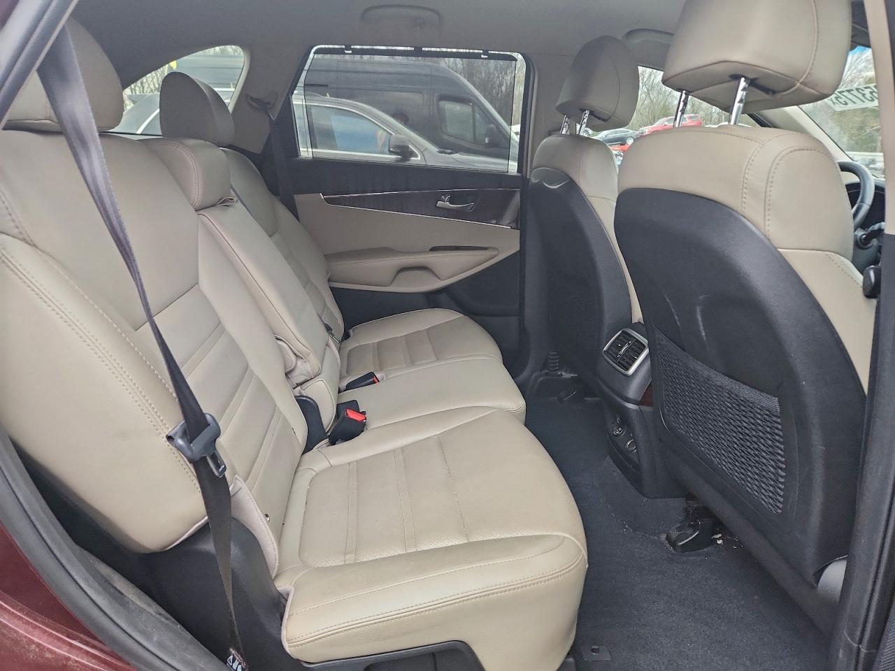 2017 KIA SORENTO