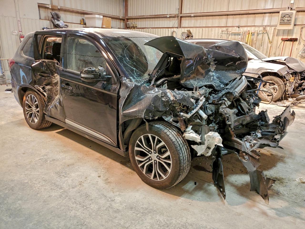 2016 MITSUBISHI outlander