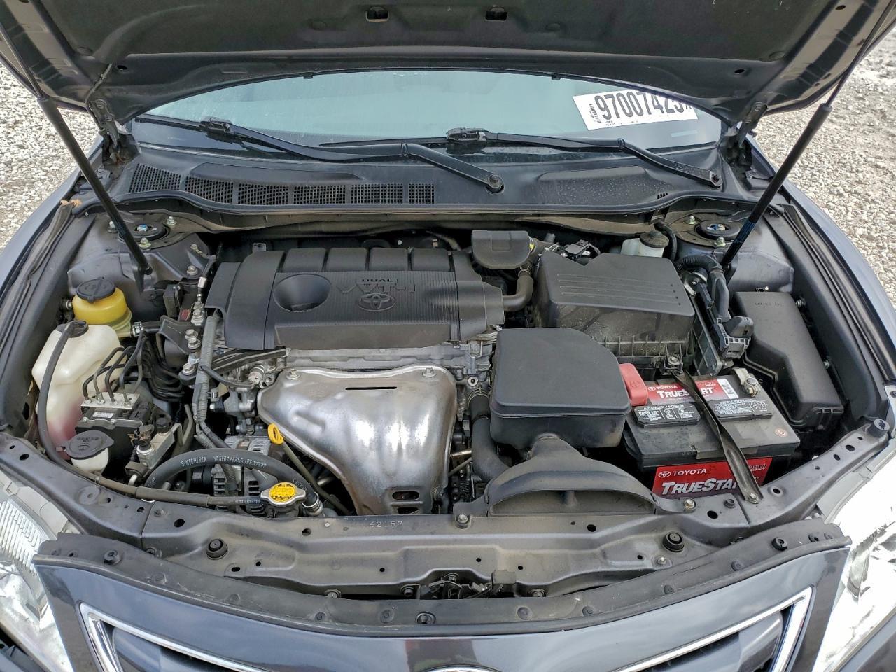 2011 TOYOTA CAMRY