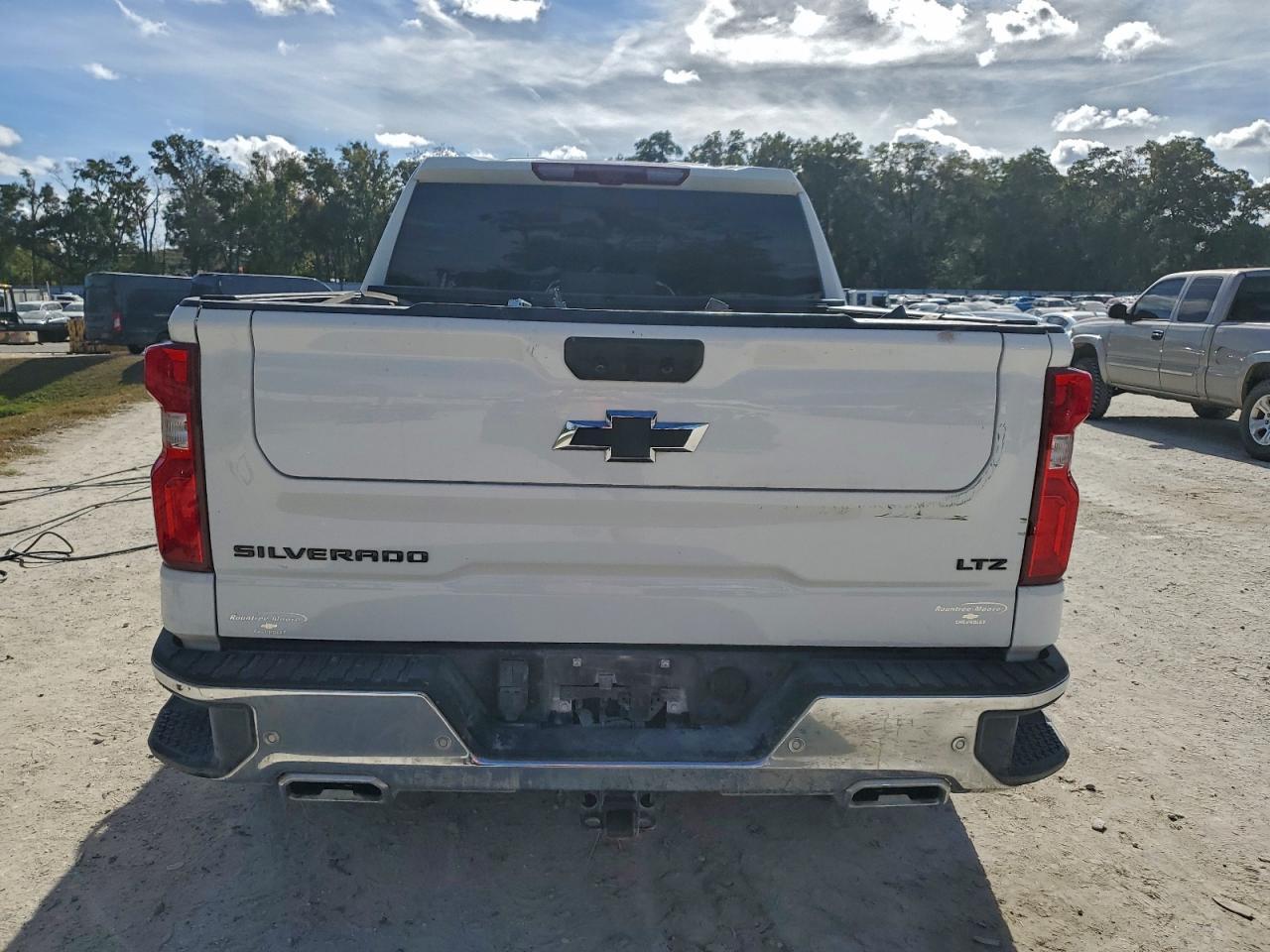 2023 CHEVROLET Silverado