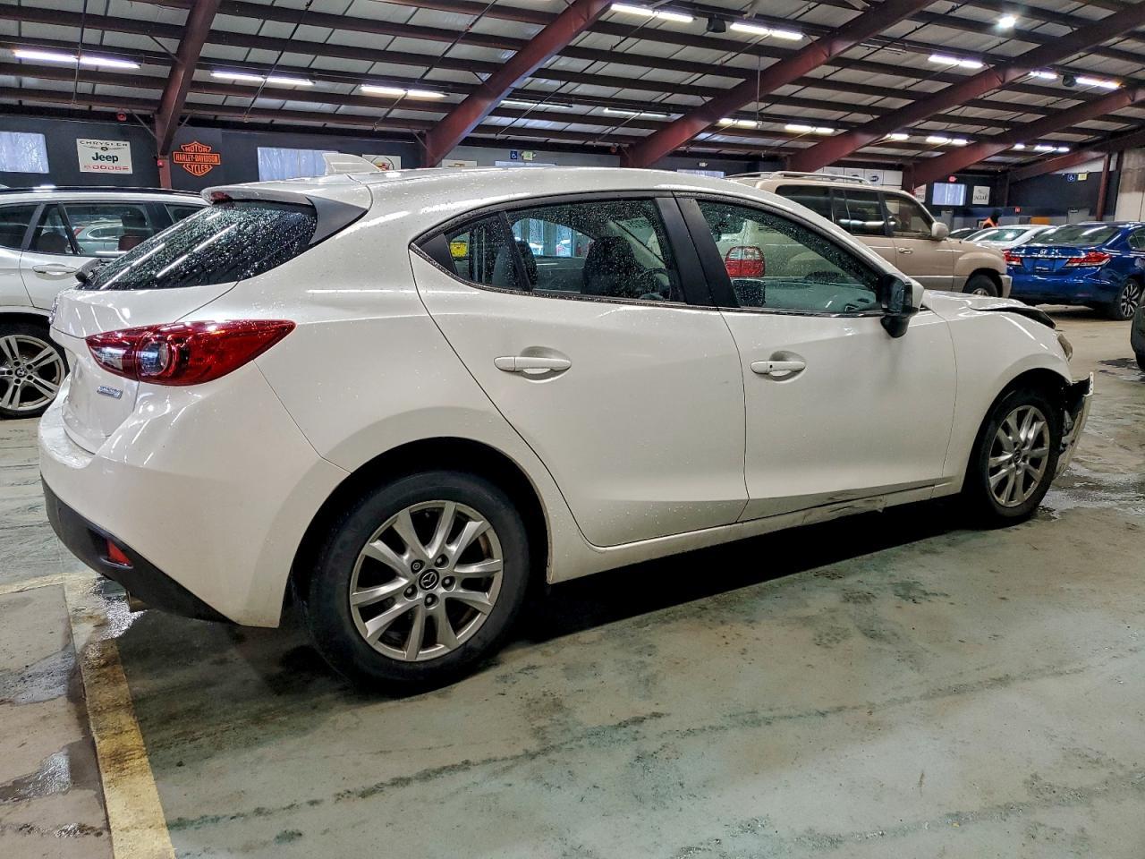 2015 MAZDA 3