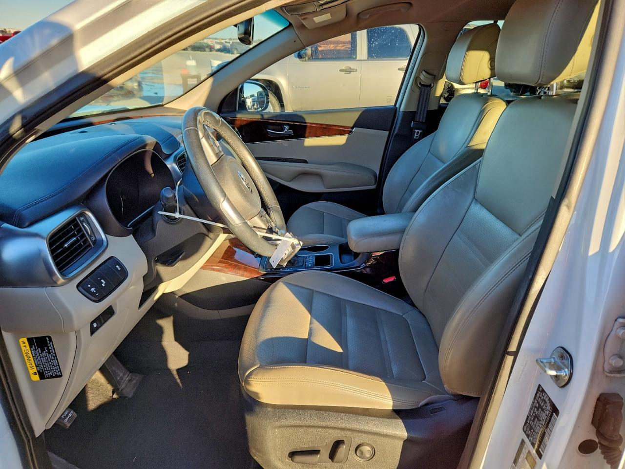 2017 KIA SORENTO