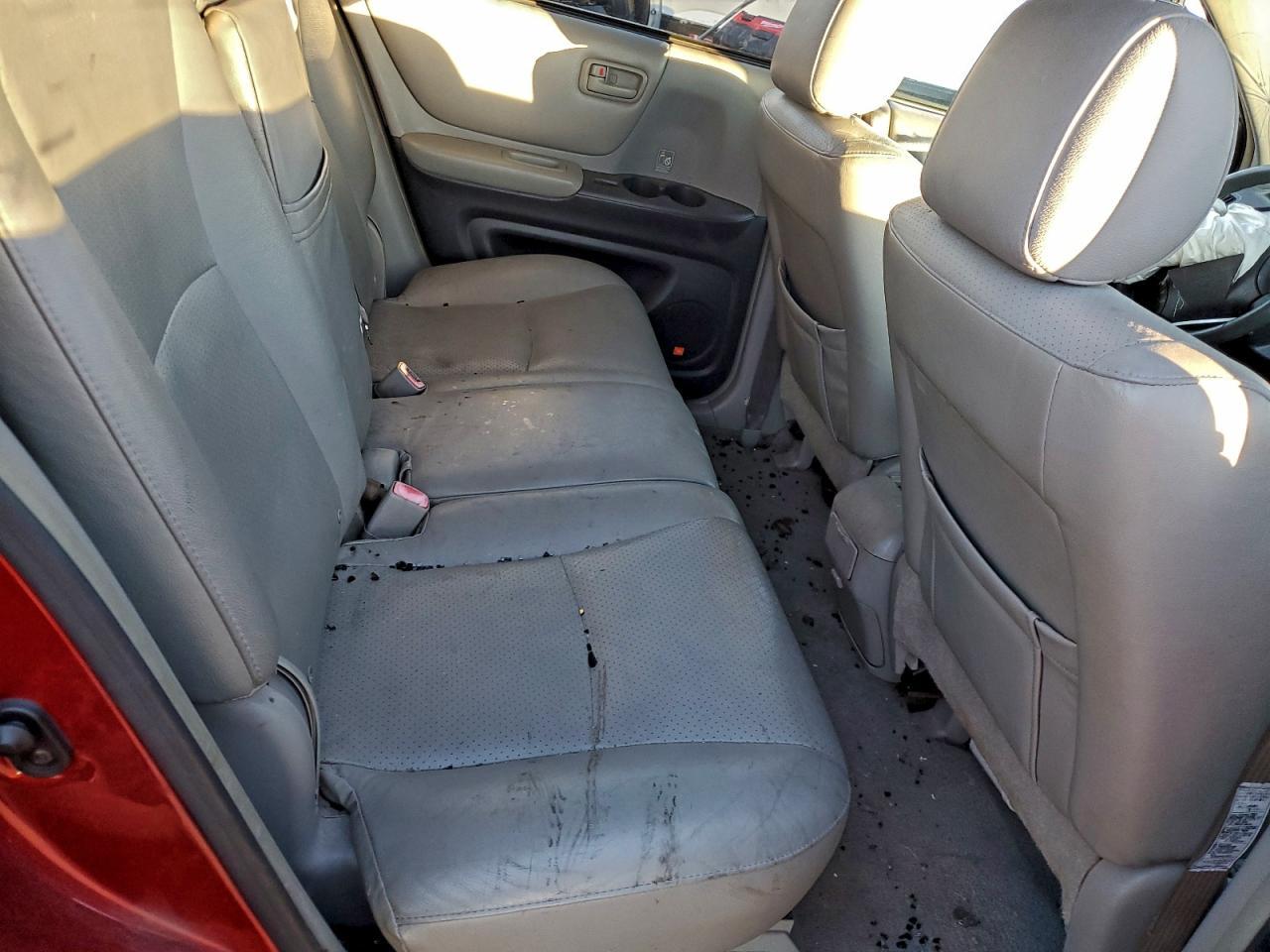 2006 TOYOTA HIGHLANDER